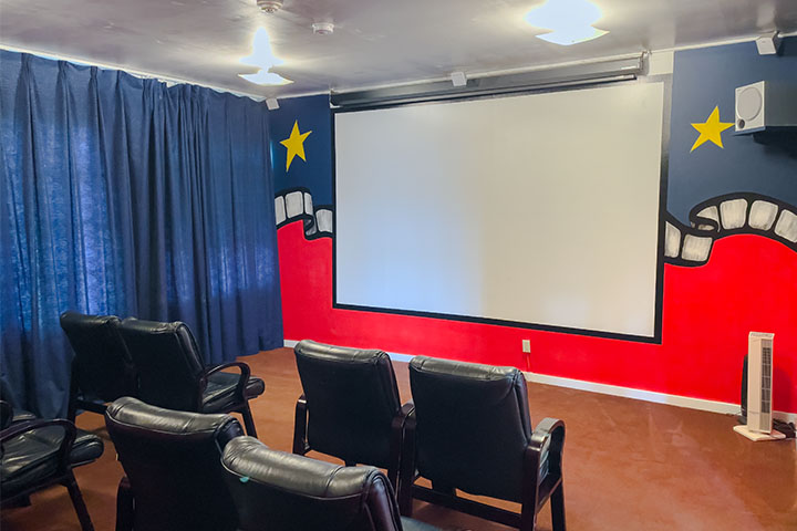 Recreation mini theater 720 480.jpg